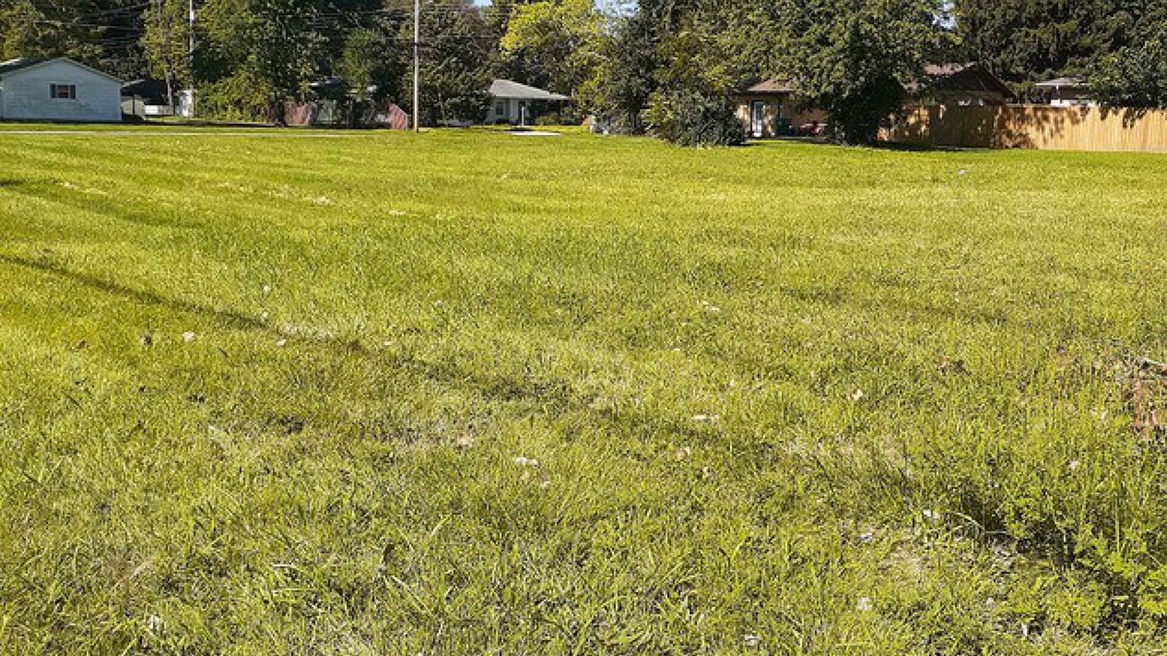 1537 Centreville Ave, Belleville, IL 62220