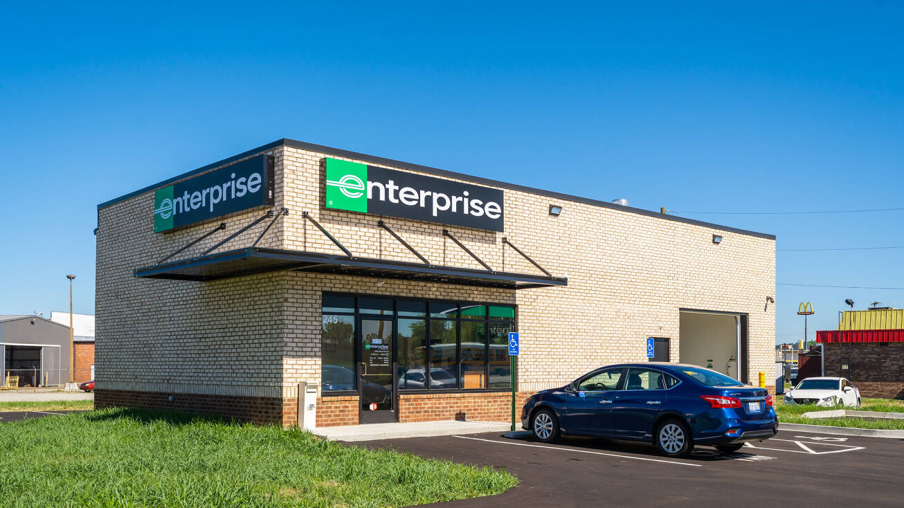 245 Joe B. Hall Ave, Shepherdsville, KY 40165