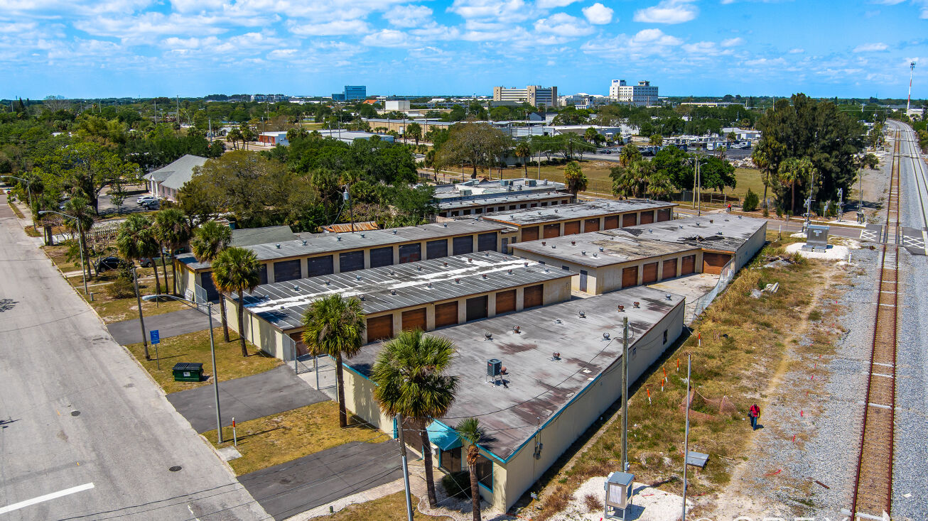 820 E Lincoln Ave, Melbourne, FL 32901