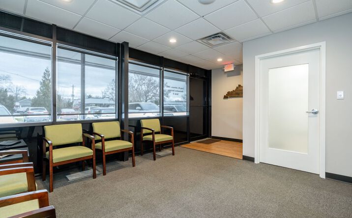 Pictures of Office, Special Purpose property located at 4122 Shelbyville Rd, Louisville, KY 40207 for sales - image #1