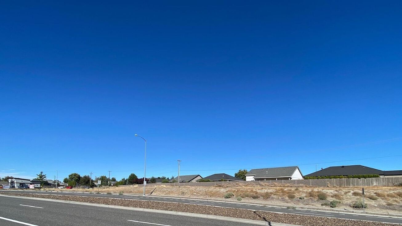 9053 Steptoe, Richland, WA 99352 Land for Sale 0.5 Acres of