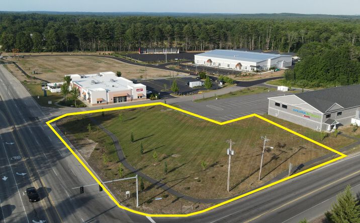 Pictures of Land property located at 4 Cascade Rd, Saco, ME 04072 for comps - image #1