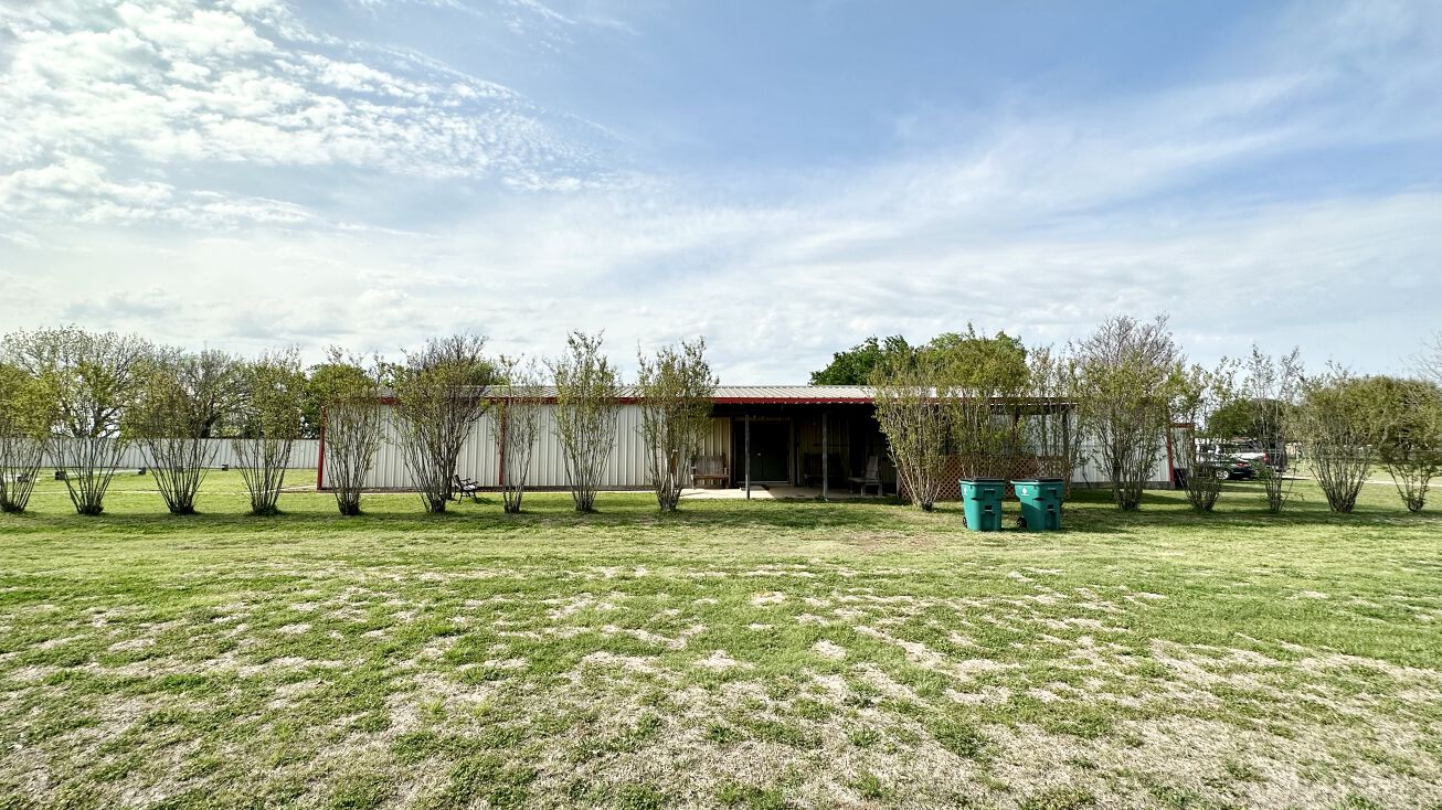 135 Sundown Dr, Woodway, TX 76712