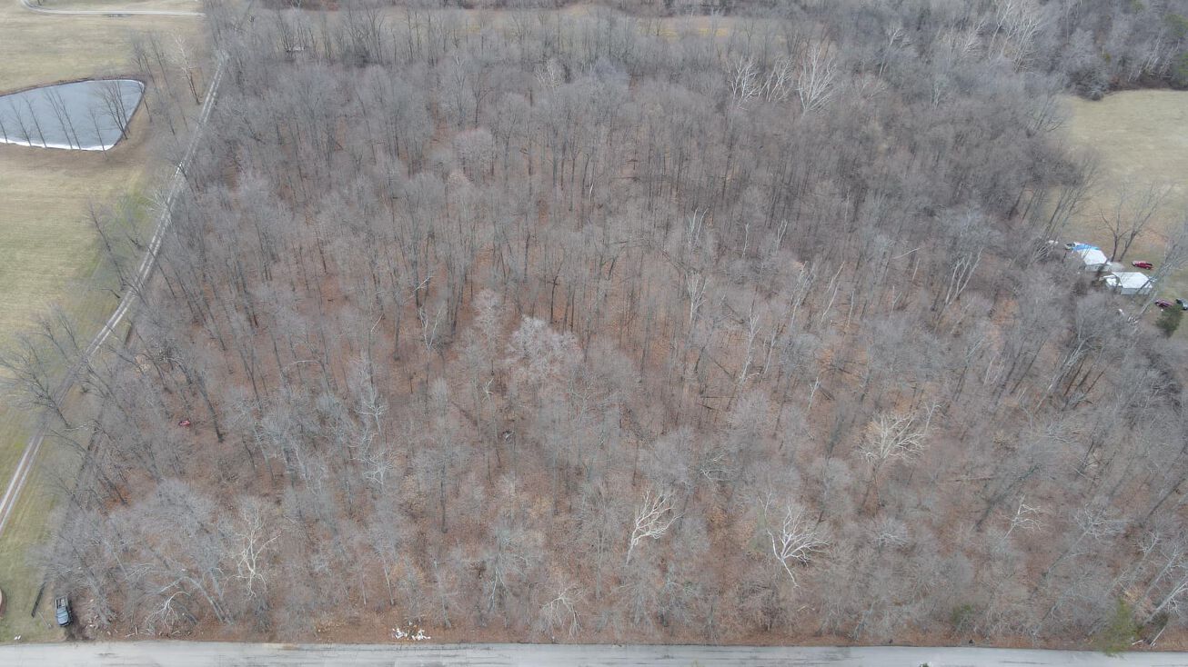 Forestry Rd, Henryville, IN 47126