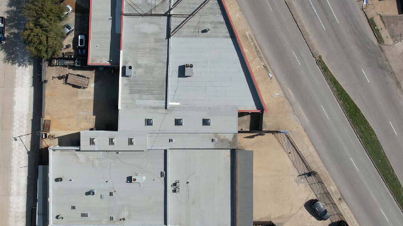 1916 Botham Jean Blvd & 2005, 2015 wall st, Dallas, TX 75215 Retail