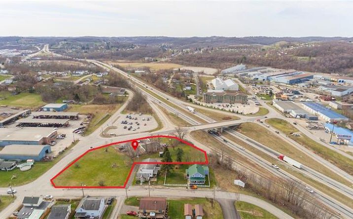 Pictures of Mixed Use property located at 817 Wilmington St, Washington, PA 15301 for sales - image #1
