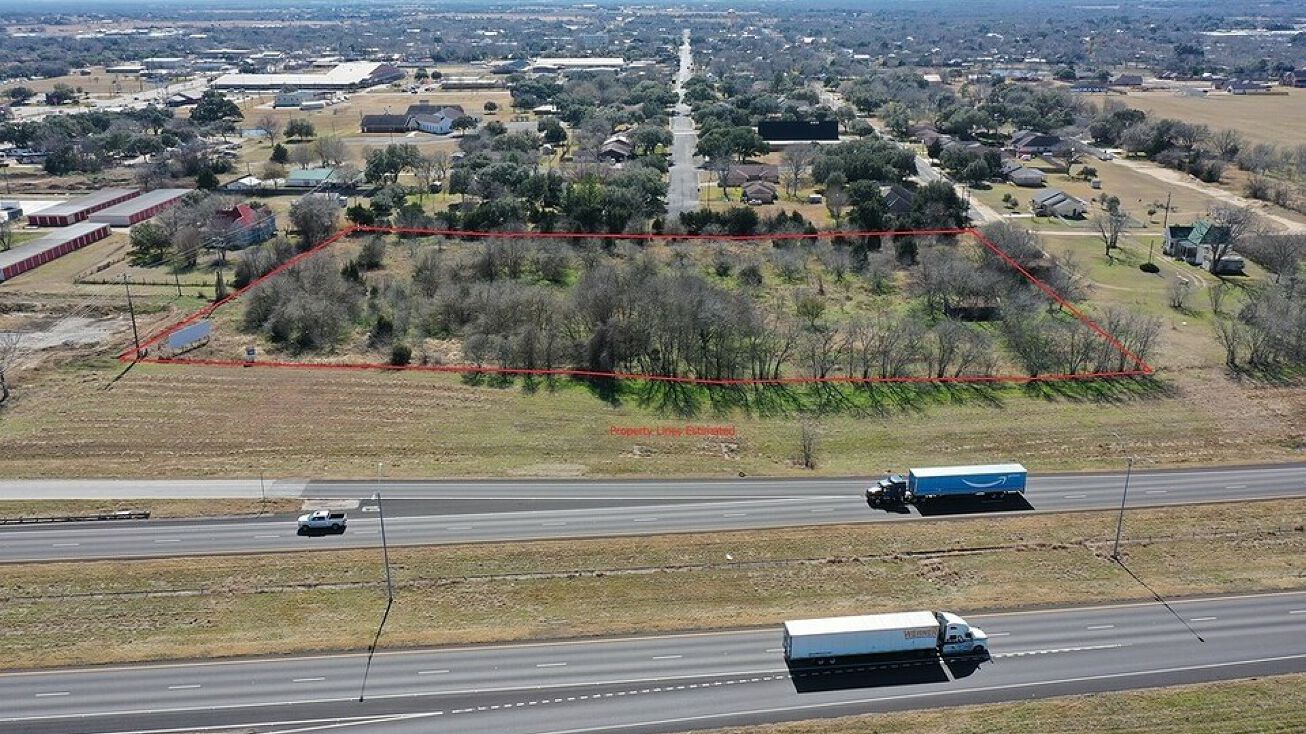 000 Interstate 10, Schulenburg, TX 78956