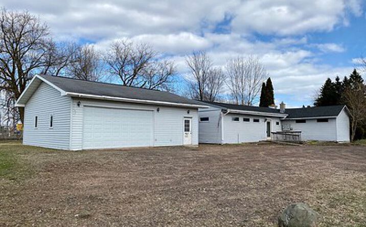 Pictures of Office property located at 15688 Davis Ave, Hayward, WI 54843 for sales - image #1