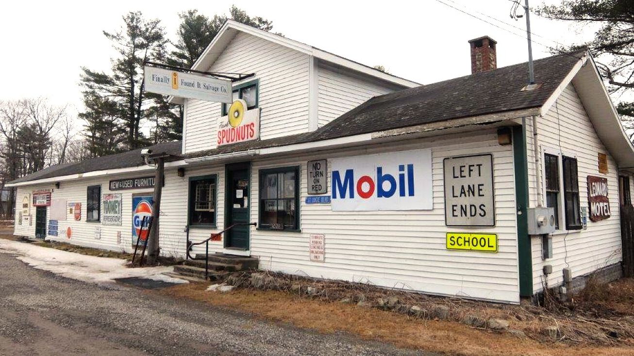 3028 N Belfast Ave, Augusta, ME 04330