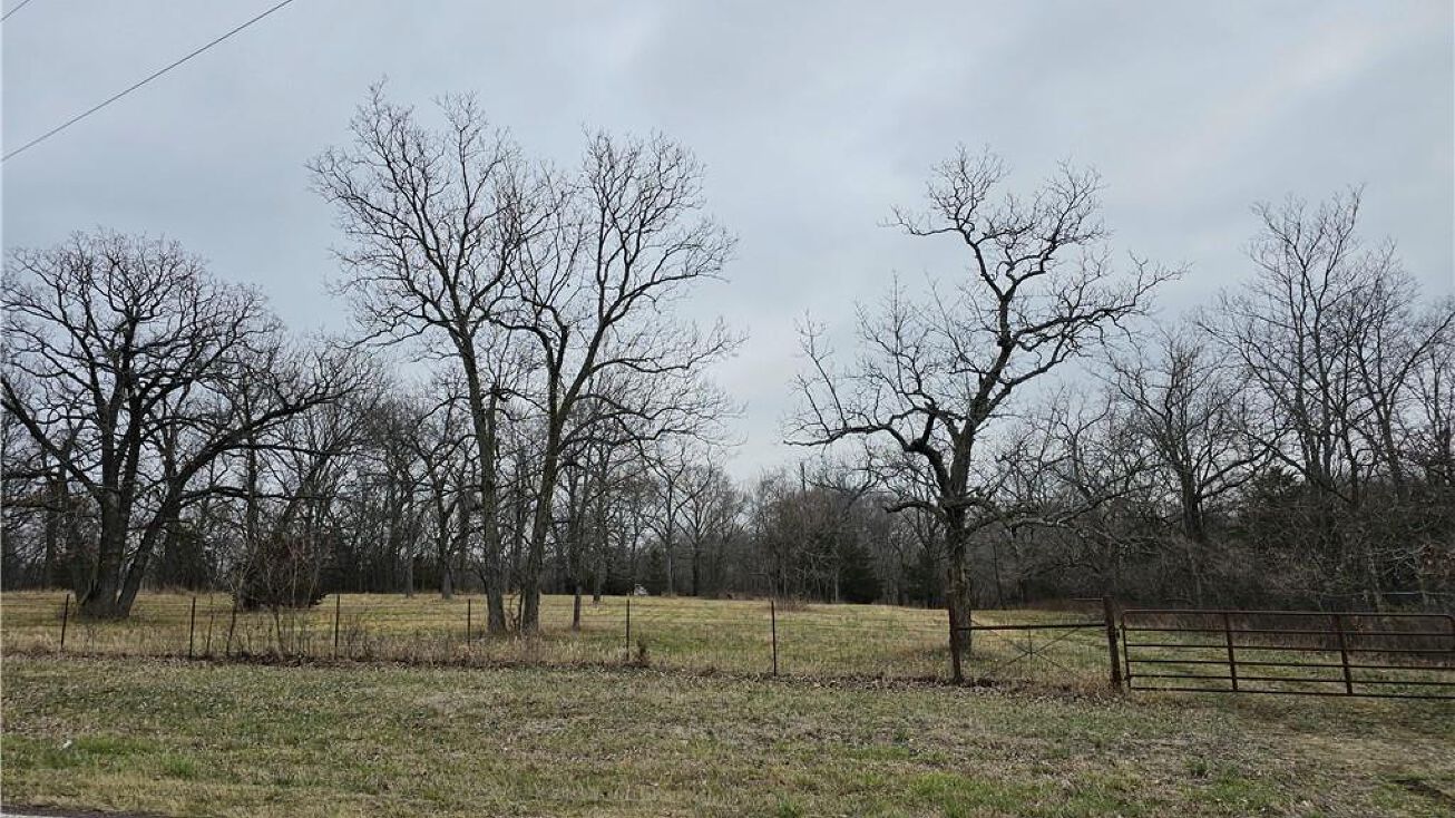 10109 W 191st Street, Bucyrus, KS 66013