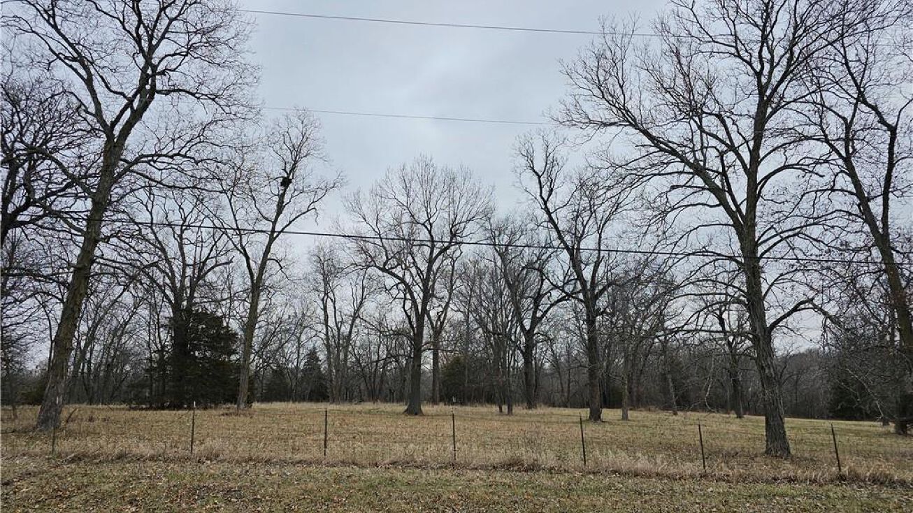 9913 W 191st Street, Bucyrus, KS 66013