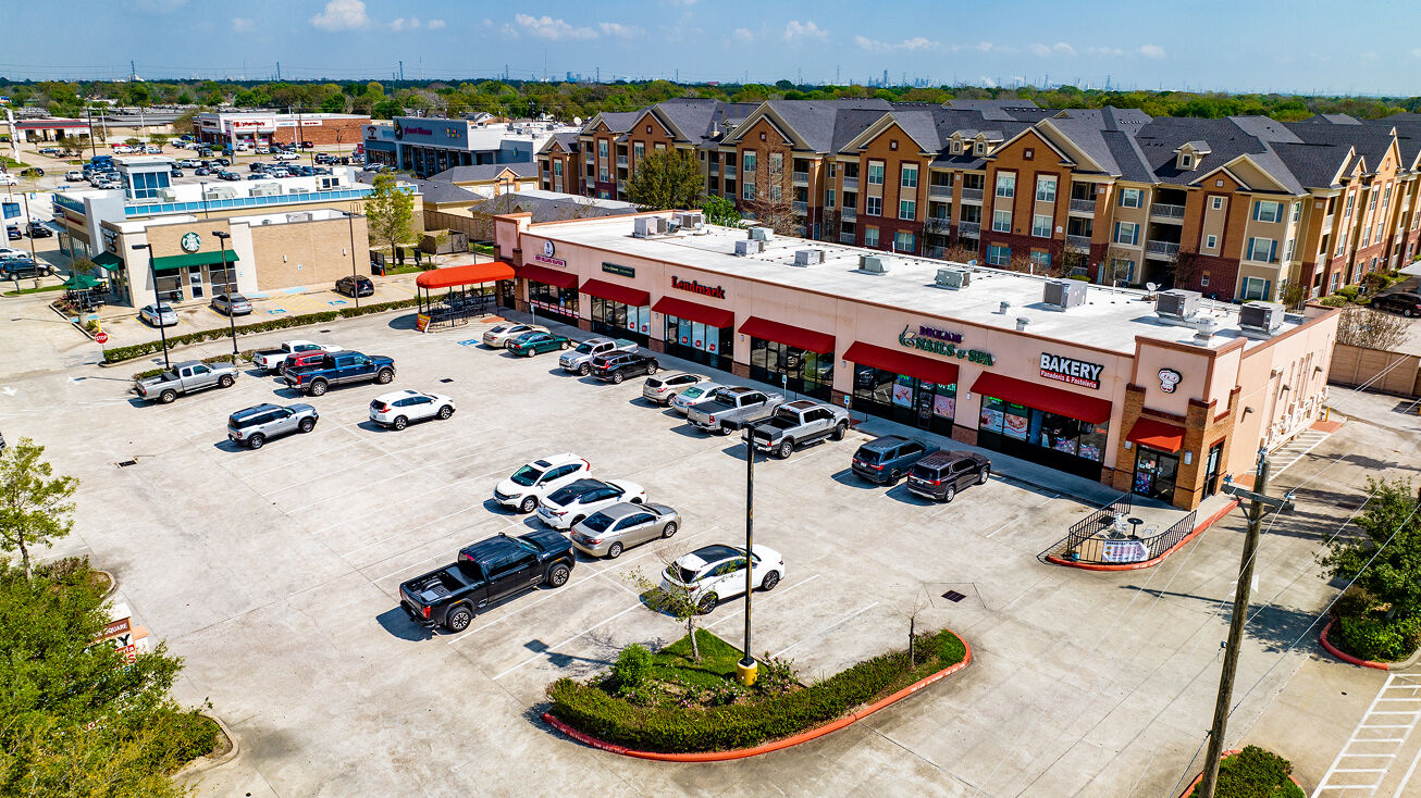 3709 Center St, Deer Park, TX 77536