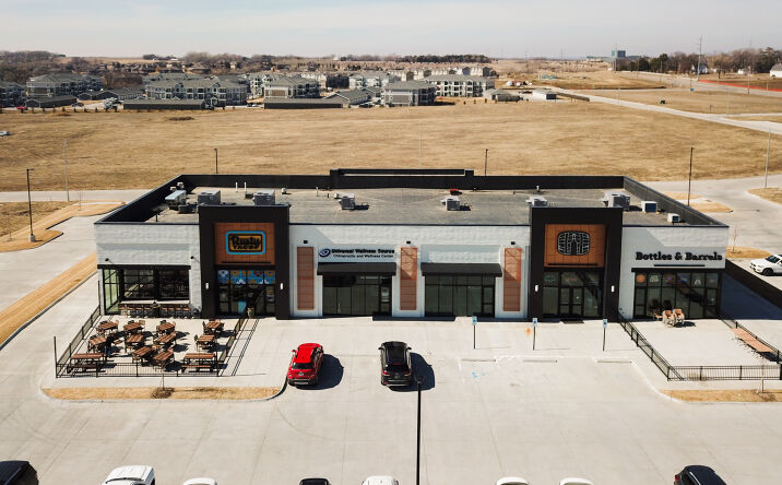 Pictures of Retail property located at 5331 S 204th Ave, Omaha, NE 68022 for comps - image #1