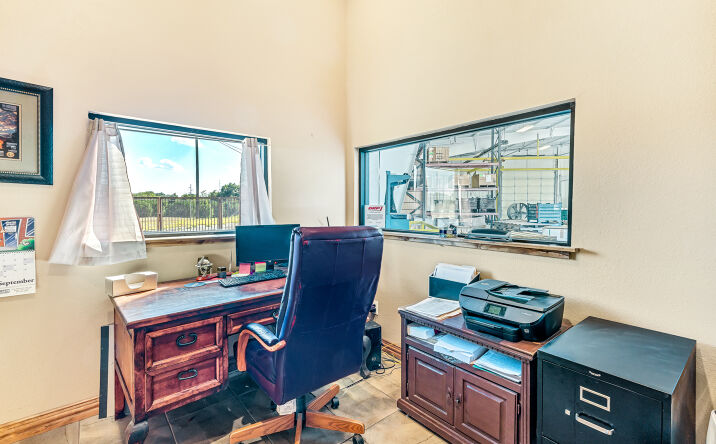 Pictures of Industrial property located at 4400 US - 377, Granbury, TX 76048 for sales - image #1