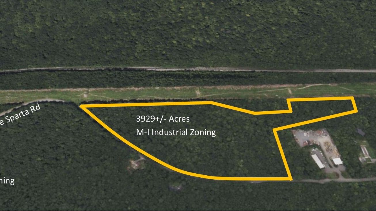 119 Stanhope Sparta Rd, Andover, NJ 07821