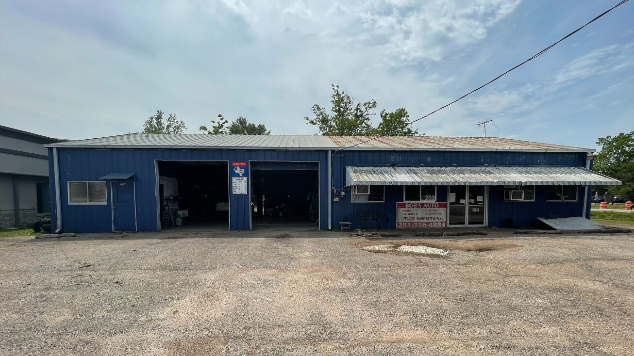 209 Magnolia Blvd, Magnolia, TX 77355