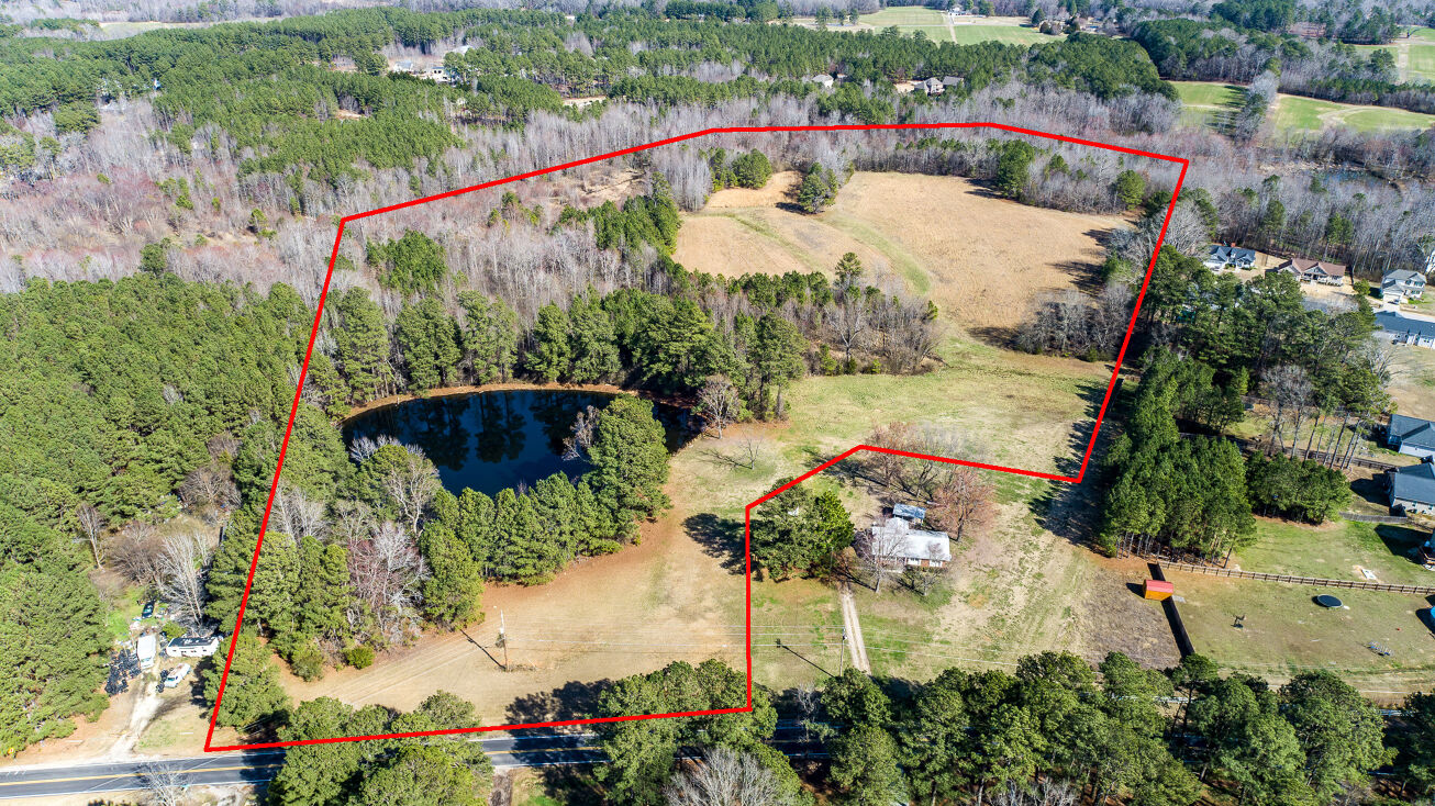 3032 Rosinburg Rd, Zebulon, NC 27597