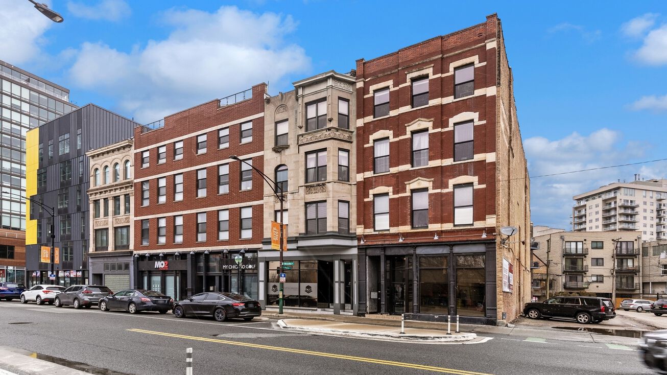 705 N Milwaukee Ave, Chicago, IL 60642