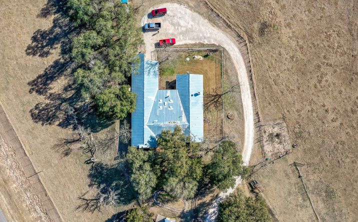 Pictures of Land property located at 20070-1 Highway 16, Helotes, TX 78023 for sales - image #1