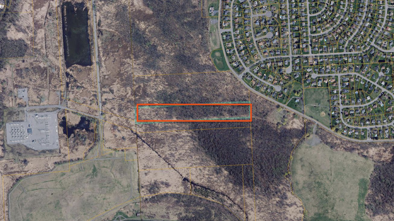 Fisher Rd, Syracuse, NY 13057