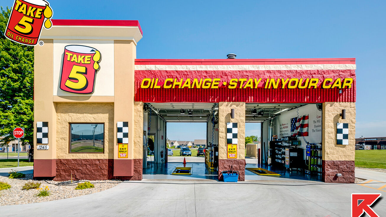 1245 Dekalb Ave, Sycamore, IL 60178 Retail Property for Sale Take 5 Oil Change