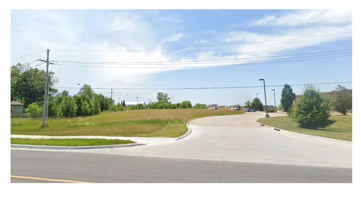 Pictures of Land property located at 625 W Santa Fe St, Gardner, KS 66030 for sales - image #1