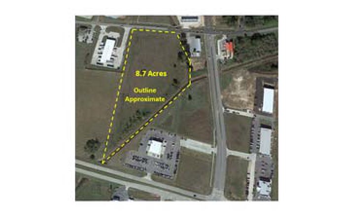 Pictures of Land property located at 510 Albertson Pkwy, Broussard, LA 70518 for sales - image #1