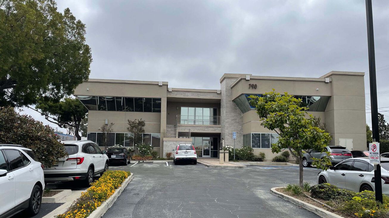 790 E Willow St, Long Beach, CA 90806 Office Property for Sale