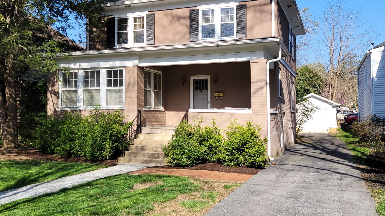 2121 Rosalind Ave SW, Roanoke, VA 24014 Office Property for Sale