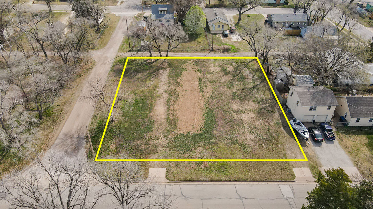 800 & 808 Race St, El Dorado, KS 67042