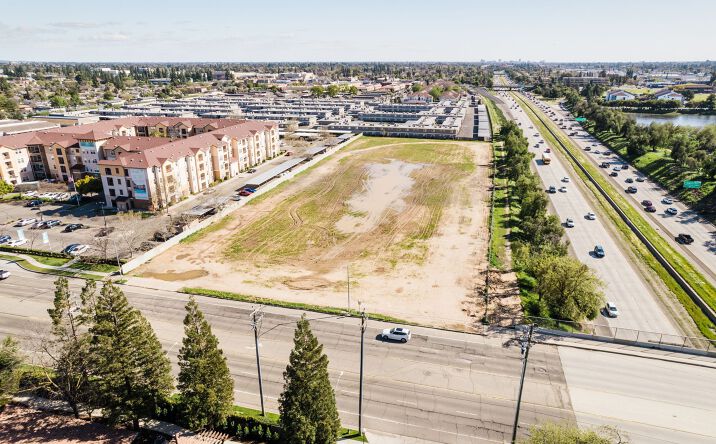Pictures of Land property located at E Barstow Ave, Fresno, CA 93710 for sales - image #1
