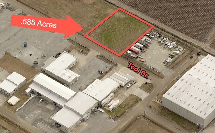 Pictures of Land property located at Tool Dr, New Iberia, LA 70560 for sales - image #1