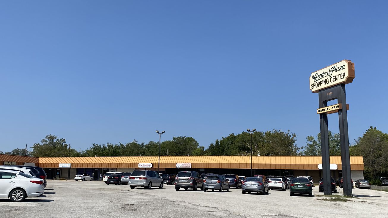 8053 Grapevine Hwy, North Richland Hills, TX 76180