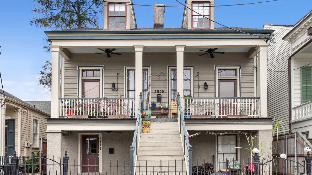 2909 Constance St, New Orleans, LA 70115 Retail Property for Sale