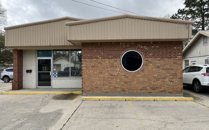 Pictures of Office, Mixed Use property located at 501 S Lewis St, New Iberia, LA 70560 for sales - image #1