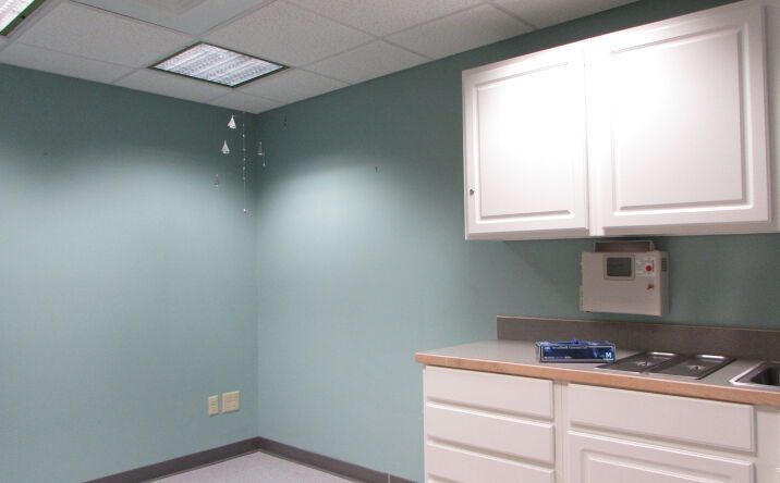 Pictures of Office property located at 24 W Cole Rd, Biddeford, ME 04005 for comps - image #1