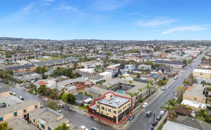 Pictures of Mixed Use property located at 1427 E 4th St, Long Beach, CA 90802 for comps - image #1