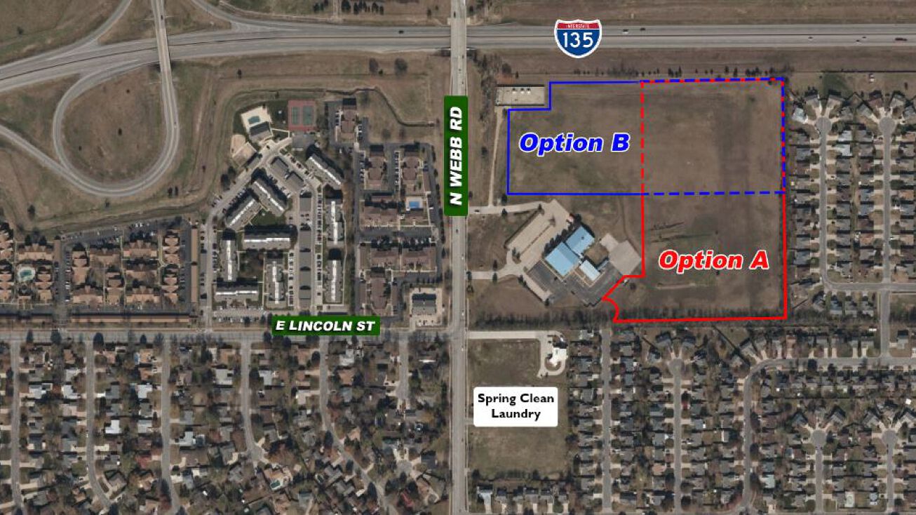 888 S b Rd, Wichita, KS 67207