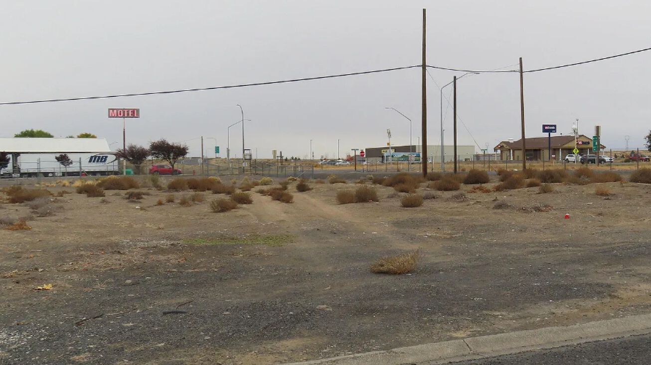 S 1st St, Connell, WA 99326 Land for Sale 2 Building Lots within City Limits of Connell