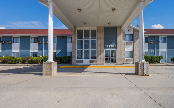 Pictures of Hospitality property located at 117 Cody Ave, Alliance, NE 69301 for comps - image #1