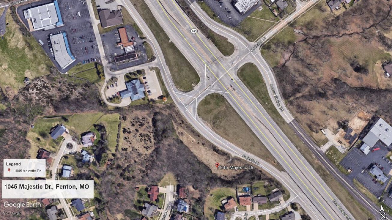 1045 Majestic Dr, Fenton, MO 63026