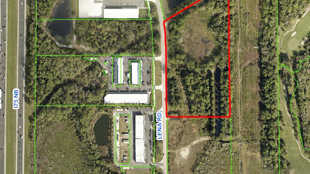 4905 Lena Rd, Bradenton, FL 34211