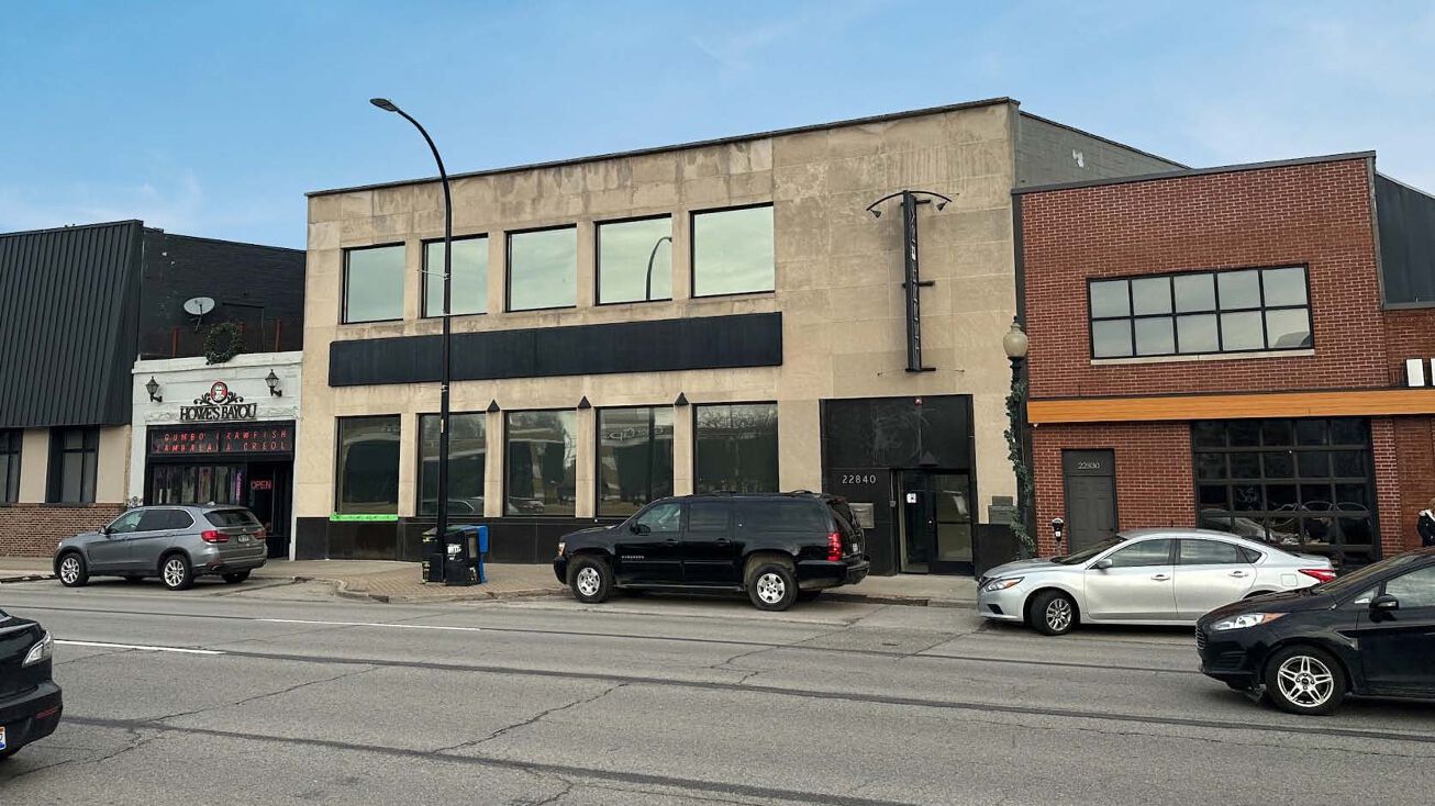 22840 Woodward Ave, Ferndale, MI 48220