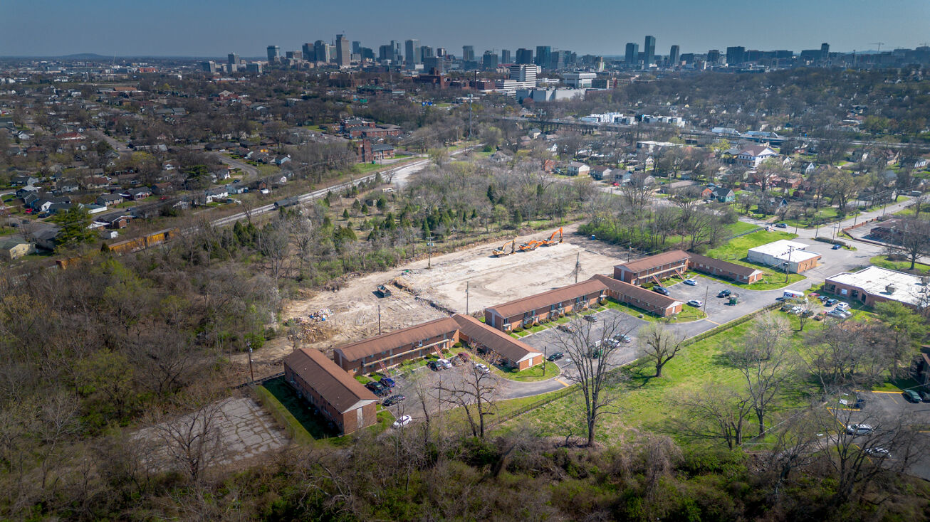 1200 W H. Davis Dr, Nashville, TN 37208