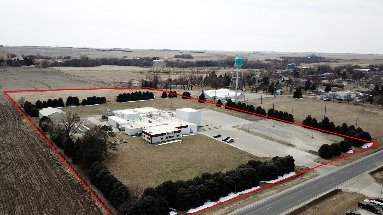 501 4th St, Snyder, NE 68664