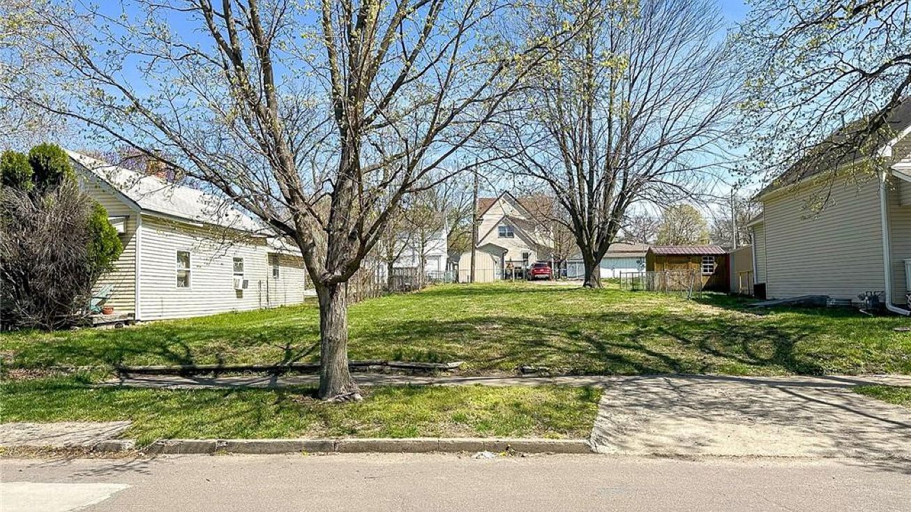 1217 S Moniteau Avenue, Sedalia, MO 65301 Land for Sale 1217 S