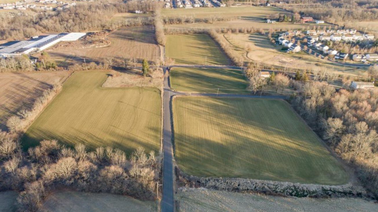 Pictures of Land property located at 7 Twin Oaks Dr, Perkasie, PA 18944