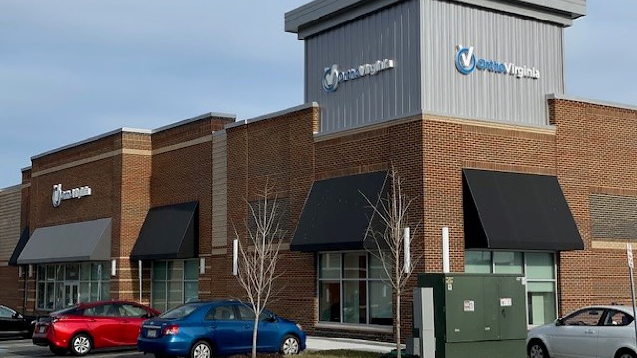 19910 Riverside Cmns Plz, Ashburn, VA 20147