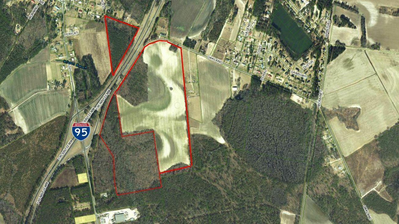 Oakland Rd, Saint Pauls, NC 28384