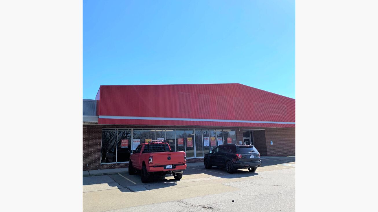 10376 Rd, Fredonia, NY 14063